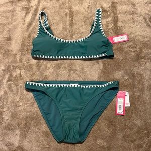 Bikini NWT green sz. Medium w adjustable straps from target